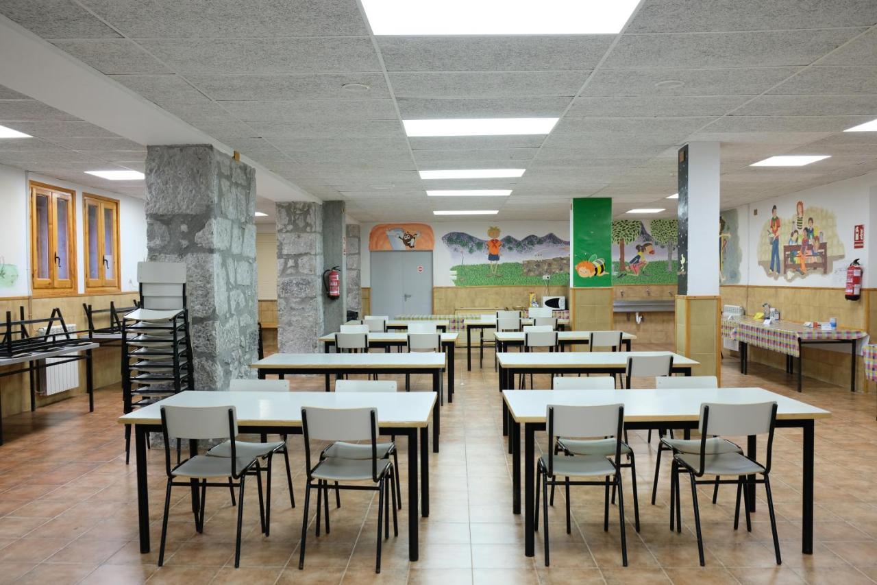 La Casa De Pineta Vandrarhem Bielsa Exteriör bild
