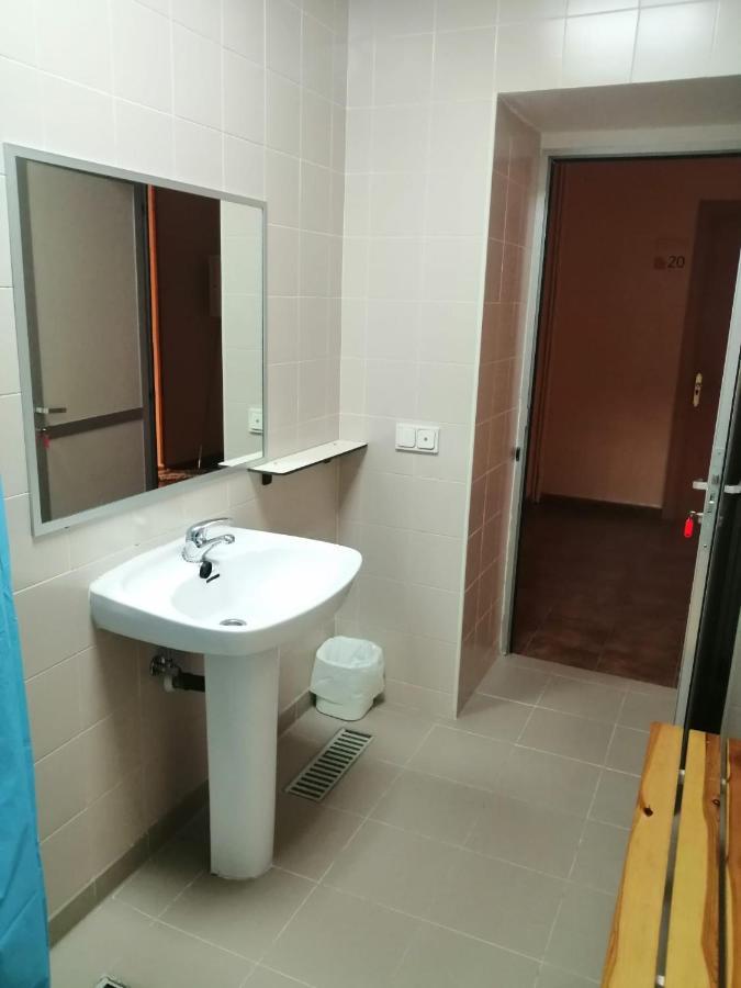 La Casa De Pineta Vandrarhem Bielsa Exteriör bild